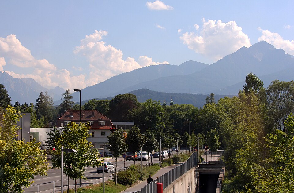 Austria — B2B and wholesale portals for local businesses