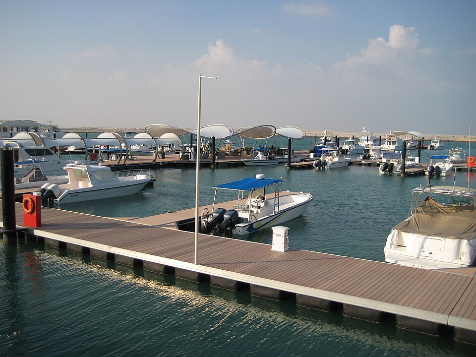 Lusail — manufacturer and distributor portals for local businesses