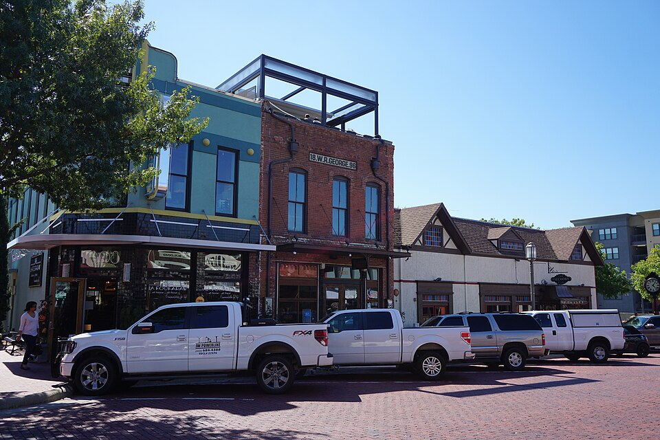 Plano — online stores for local businesses