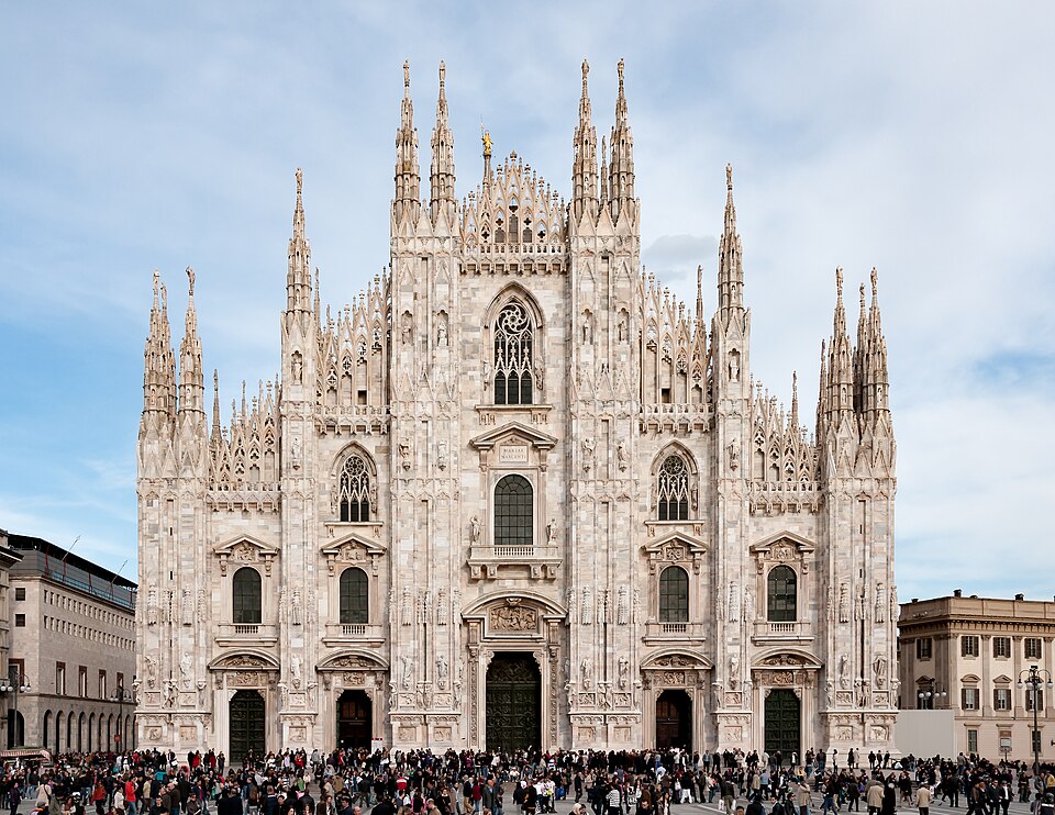 Milan — local market for mobile commerce apps