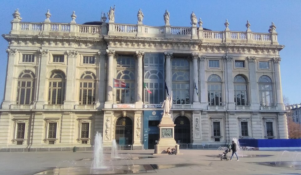 Turin — local market for multi-vendor marketplaces