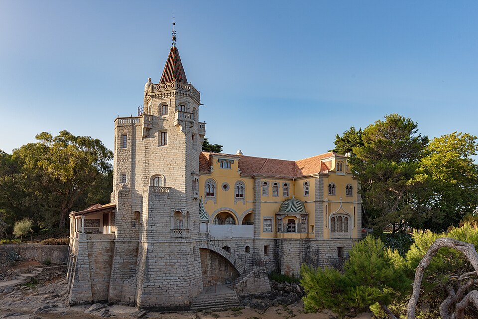 Guimarães — local market for mobile commerce apps