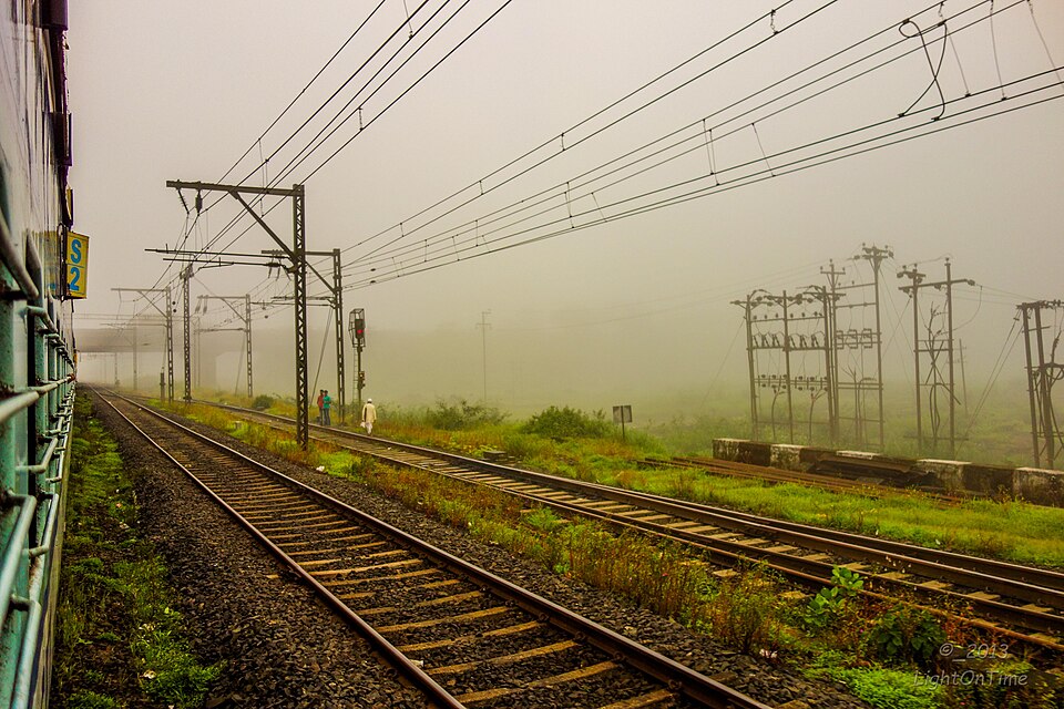 Pimpri-Chinchwad — local market for service booking platforms