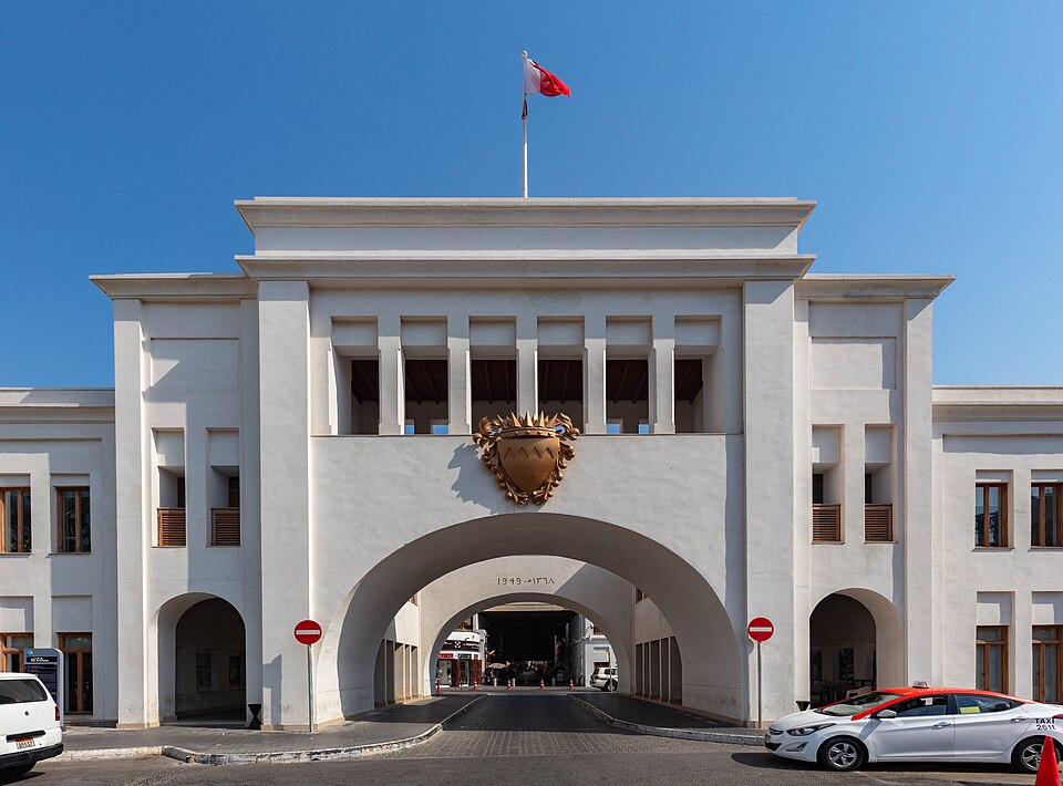 Manama — local market for B2B and wholesale portals
