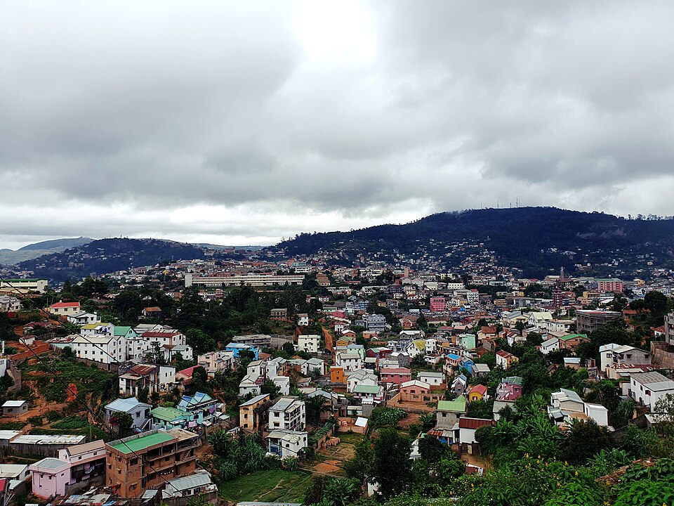 Fianarantsoa — local market for mobile commerce apps
