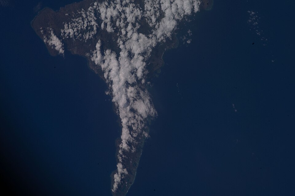 Comoros — B2B and wholesale portals for local businesses