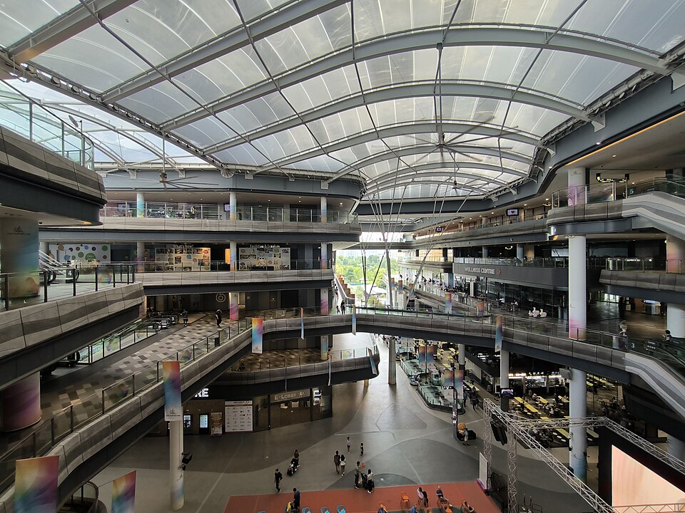 Tampines — B2B and wholesale portals for local businesses