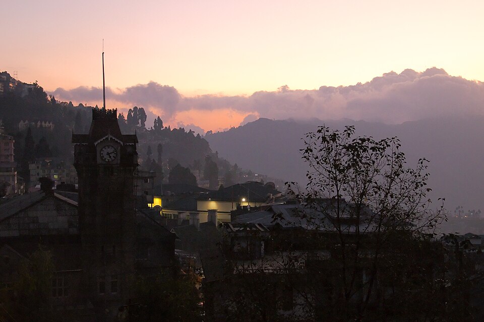Darjeeling — local market for mobile commerce apps