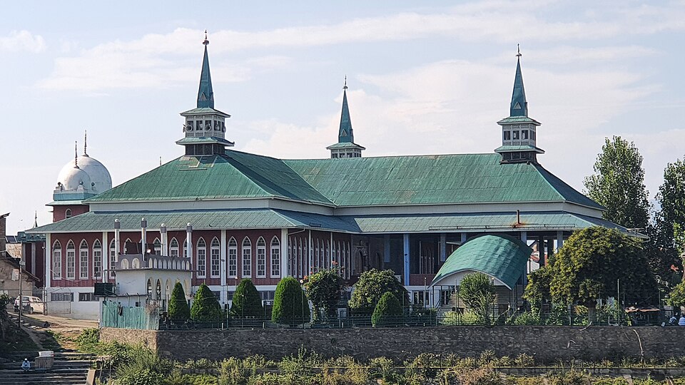 Sopore — local market for online stores