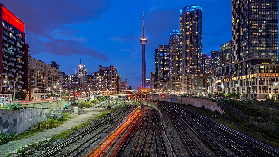 Toronto — manufacturer and distributor portals for local businesses