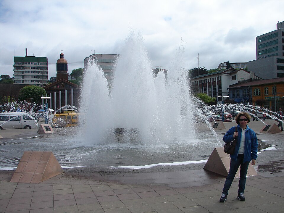Puerto Montt — local market for subscription and membership platforms