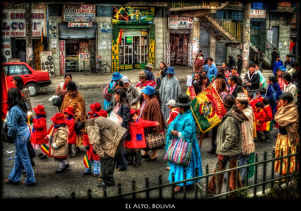 El Alto — local market for custom e-commerce platforms