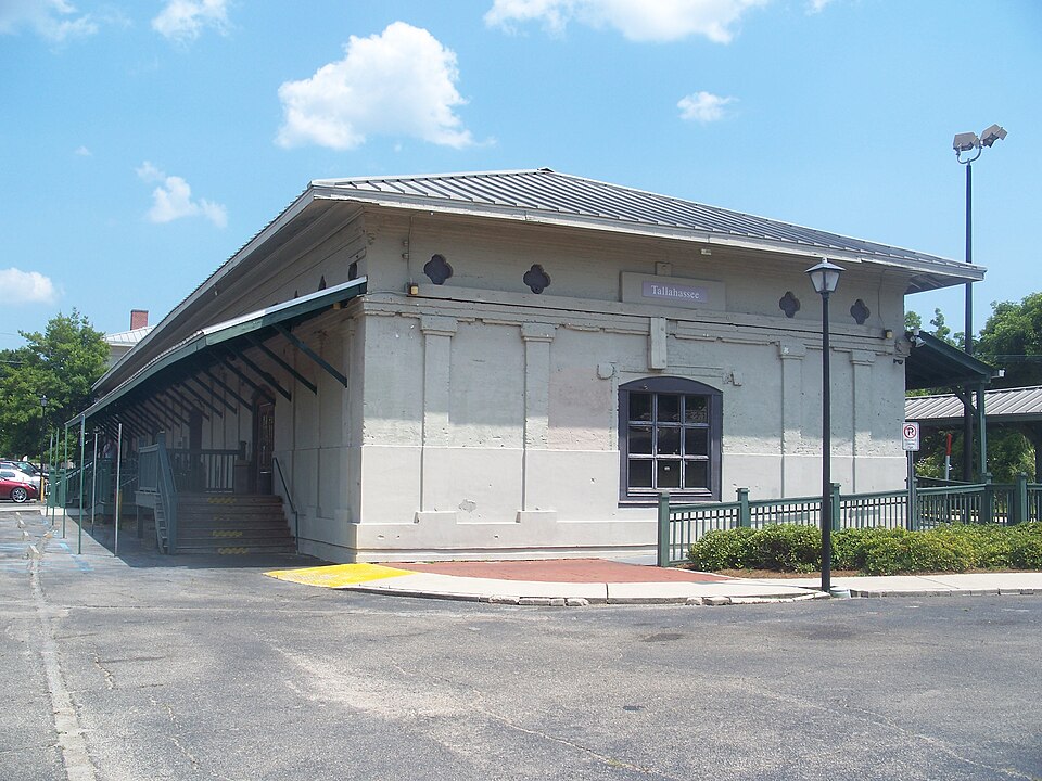 Tallahassee — local market for B2B and wholesale portals