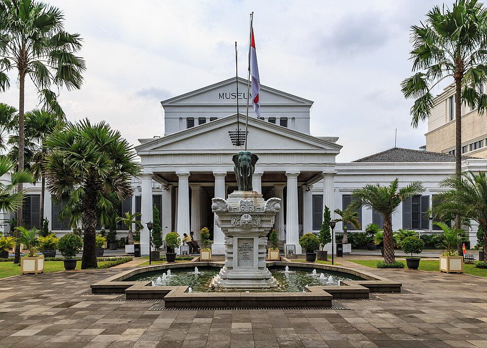 Jakarta — manufacturer and distributor portals for local businesses