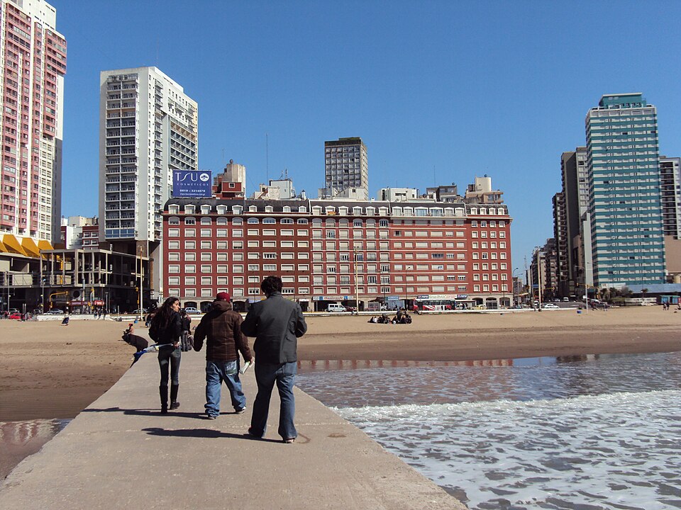 Mar del Plata — manufacturer and distributor portals for local businesses
