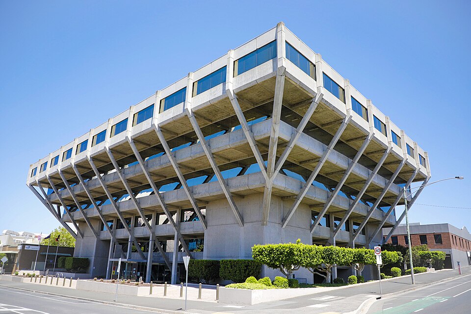 Geelong — local market for manufacturer and distributor portals