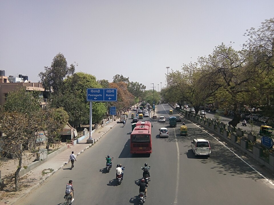 Janakpuri — international and multi-region stores for local businesses