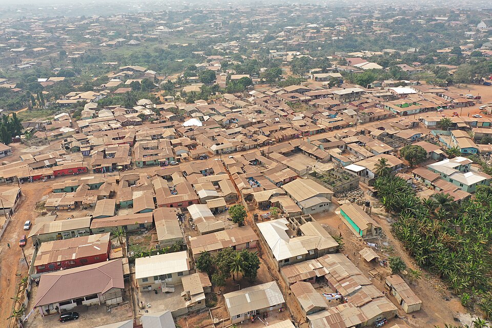 Kumasi — custom e-commerce platforms for local businesses