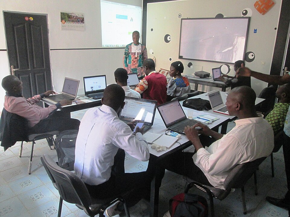 Abidjan — local market for multi-vendor marketplaces