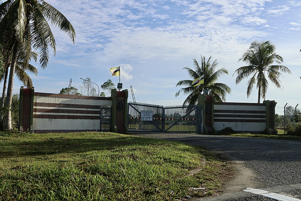 Brunei — subscription and membership platforms for local businesses