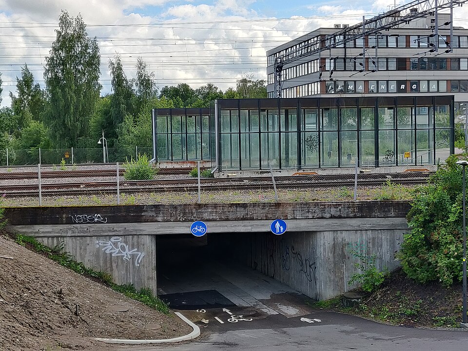 Lahti — local market for multi-vendor marketplaces