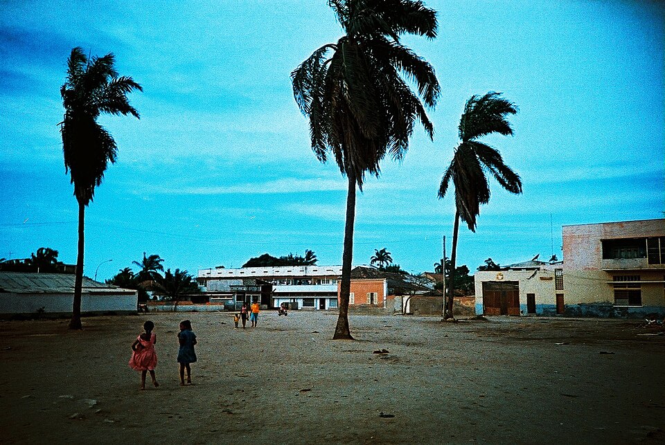 Benguela — local market for manufacturer and distributor portals