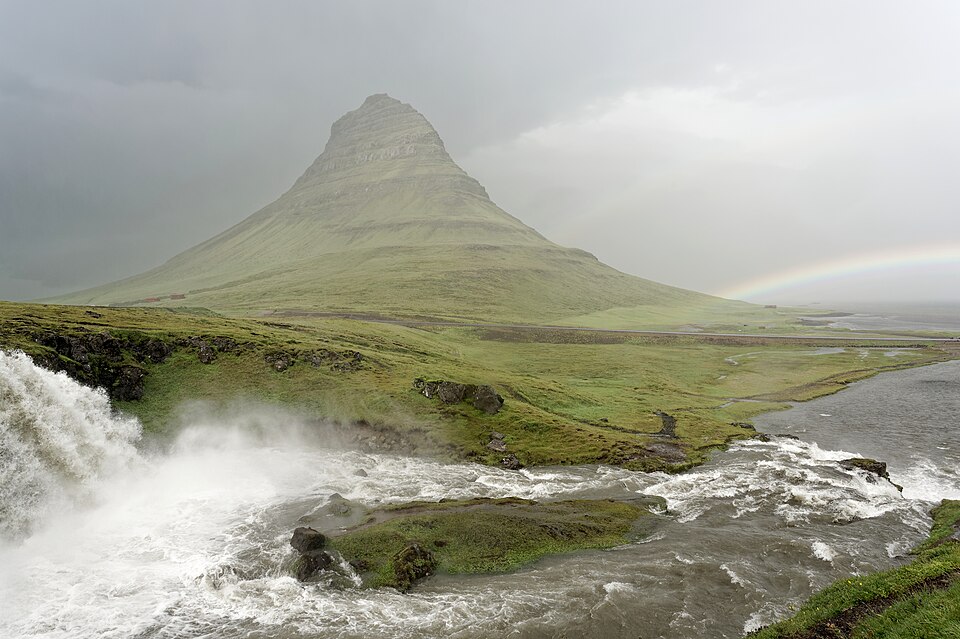 Iceland — multi-vendor marketplaces for local businesses