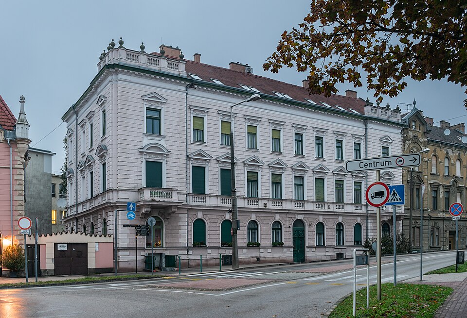 Győr — local market for international and multi-region stores