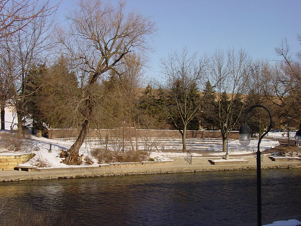 Naperville — local market for manufacturer and distributor portals