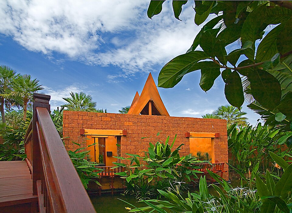 Thailand — service booking platforms for local businesses