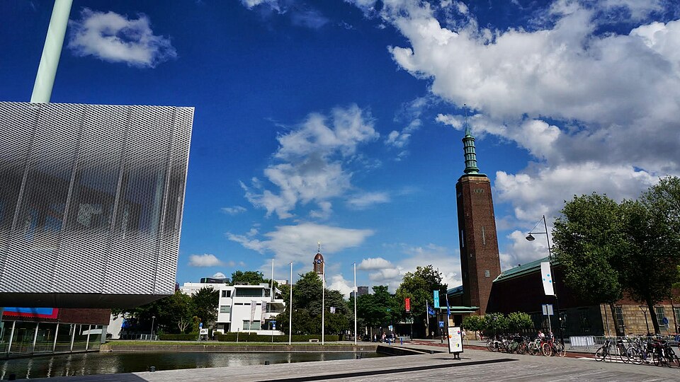 Rotterdam — local market for custom e-commerce platforms