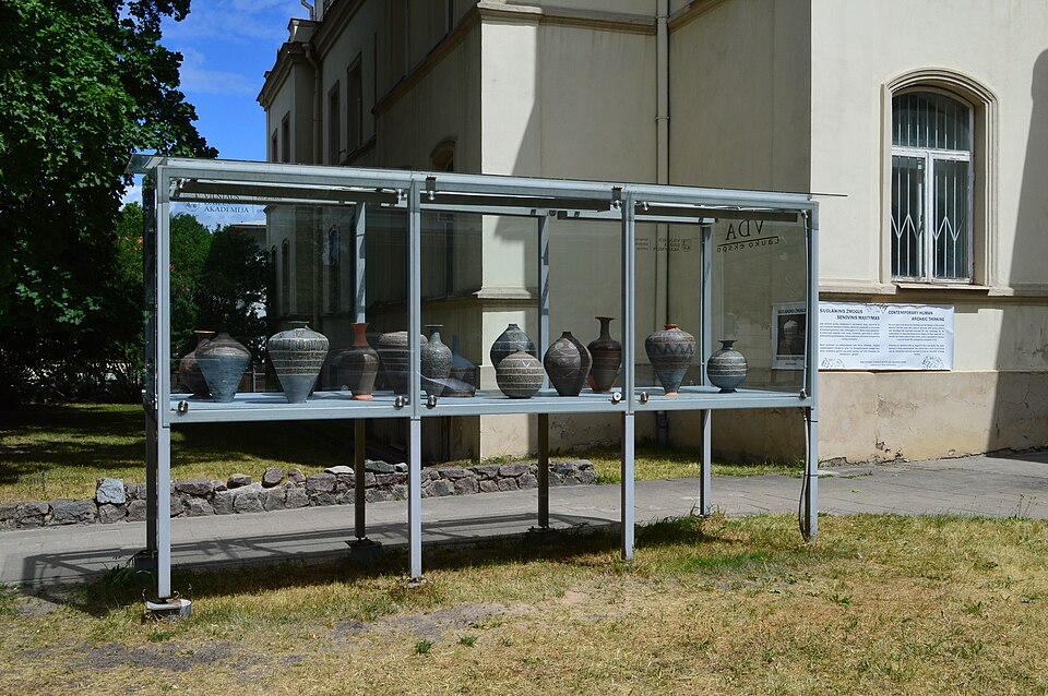 Vilnius — multi-vendor marketplaces for local businesses