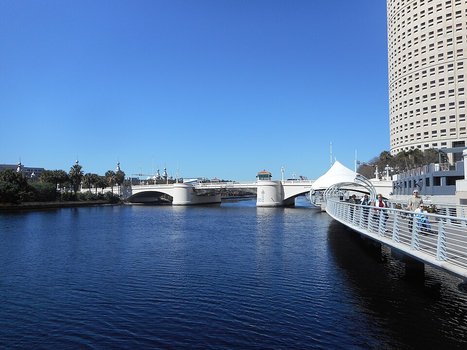 Tampa — online stores for local businesses