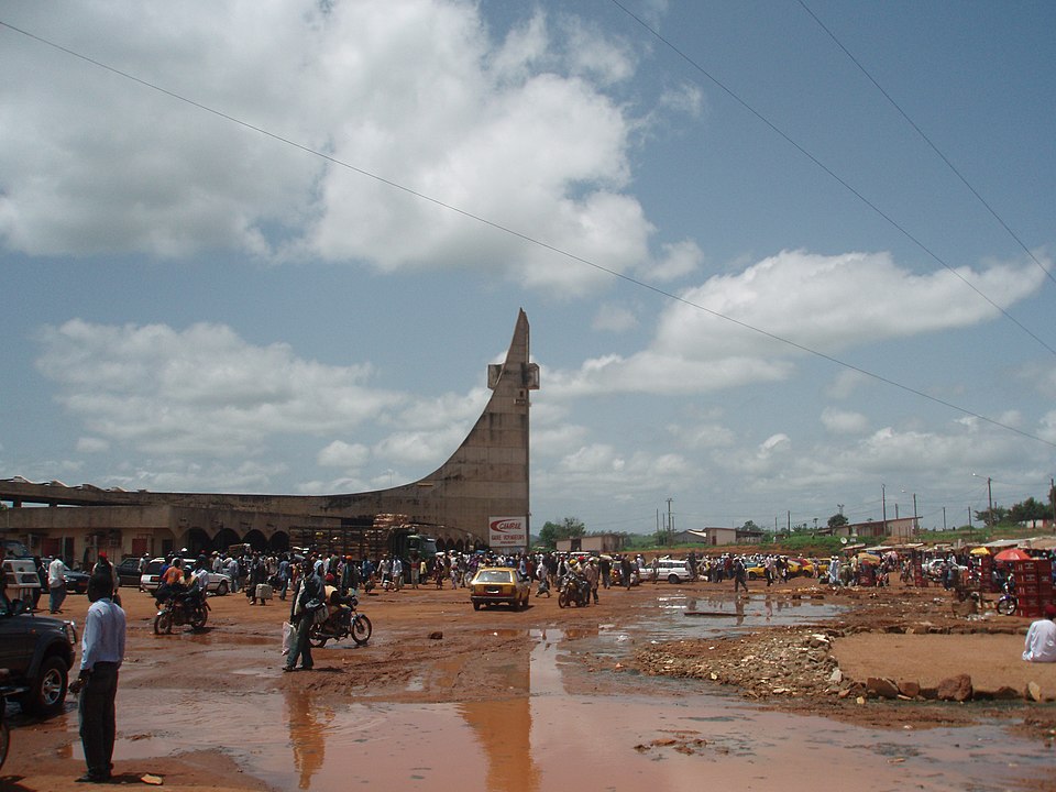 Ngaoundéré — local market for international and multi-region stores