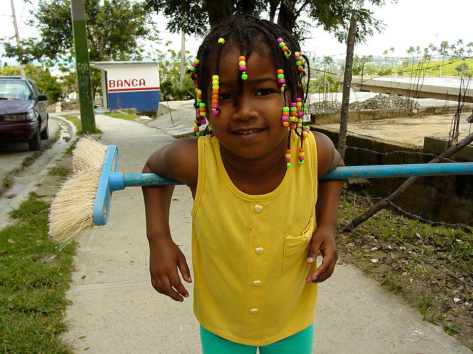 Puerto Plata — international and multi-region stores for local businesses
