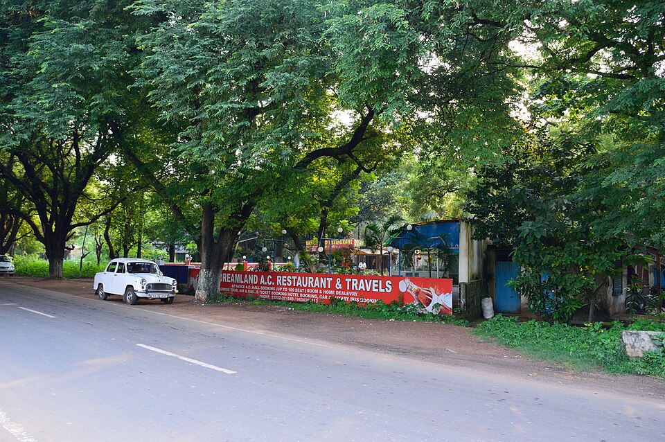 Kharagpur — multi-vendor marketplaces for local businesses