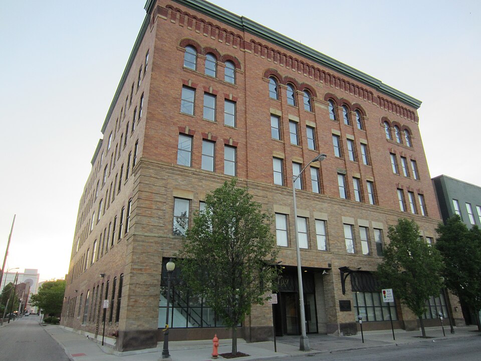 Columbus — local market for custom e-commerce platforms