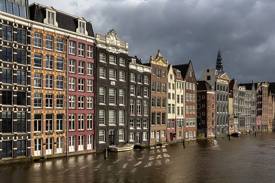 Amsterdam — local market for manufacturer and distributor portals
