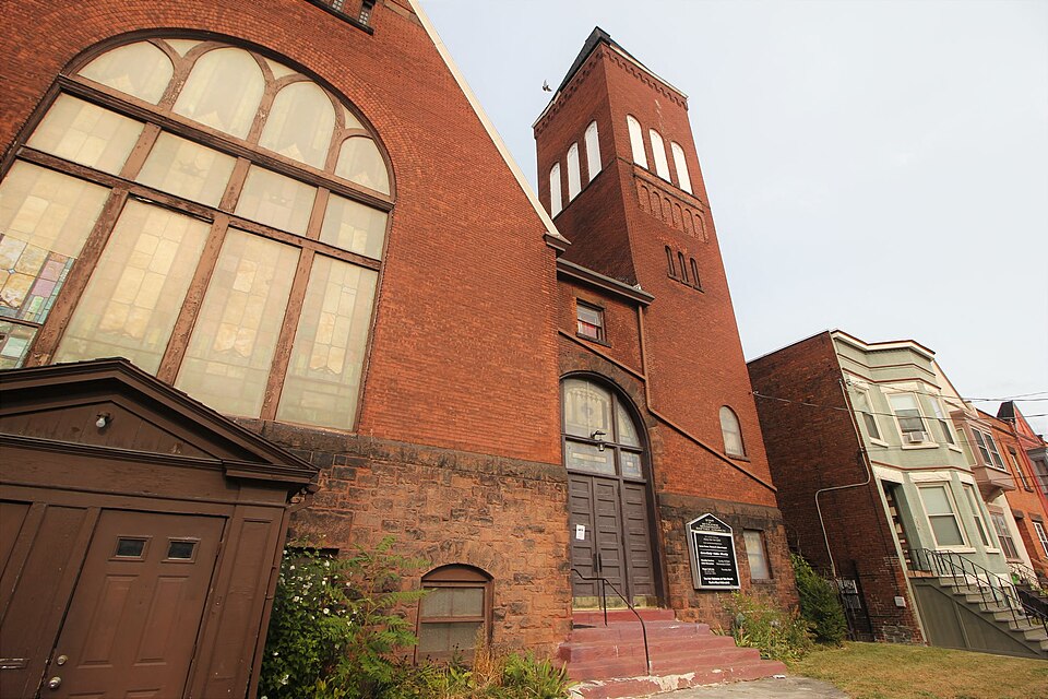 Albany — multi-vendor marketplaces for local businesses