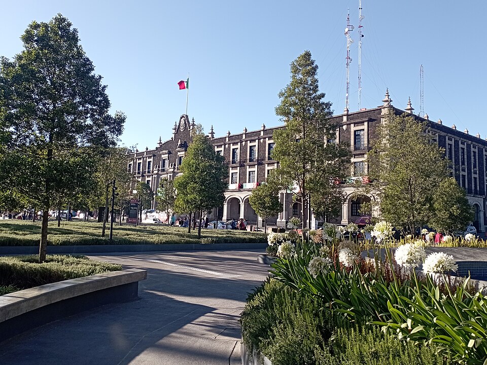 Toluca — local market for multi-vendor marketplaces