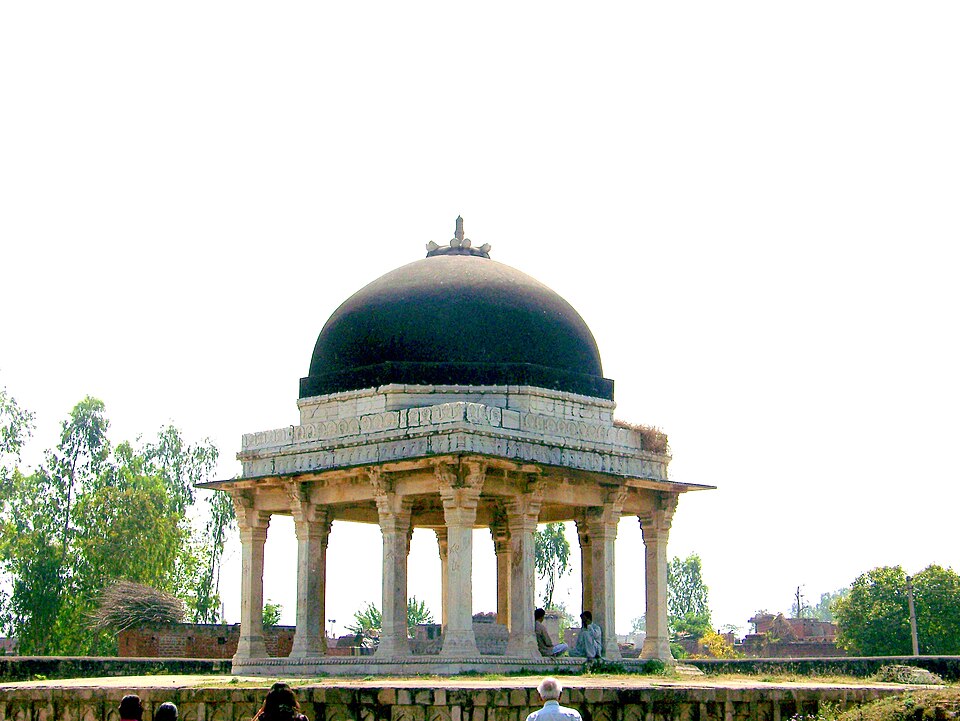Muzaffarnagar — local market for service booking platforms