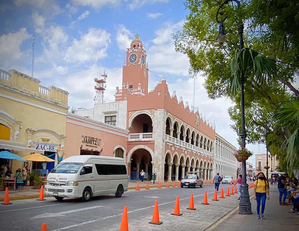 Mérida — local market for mobile commerce apps