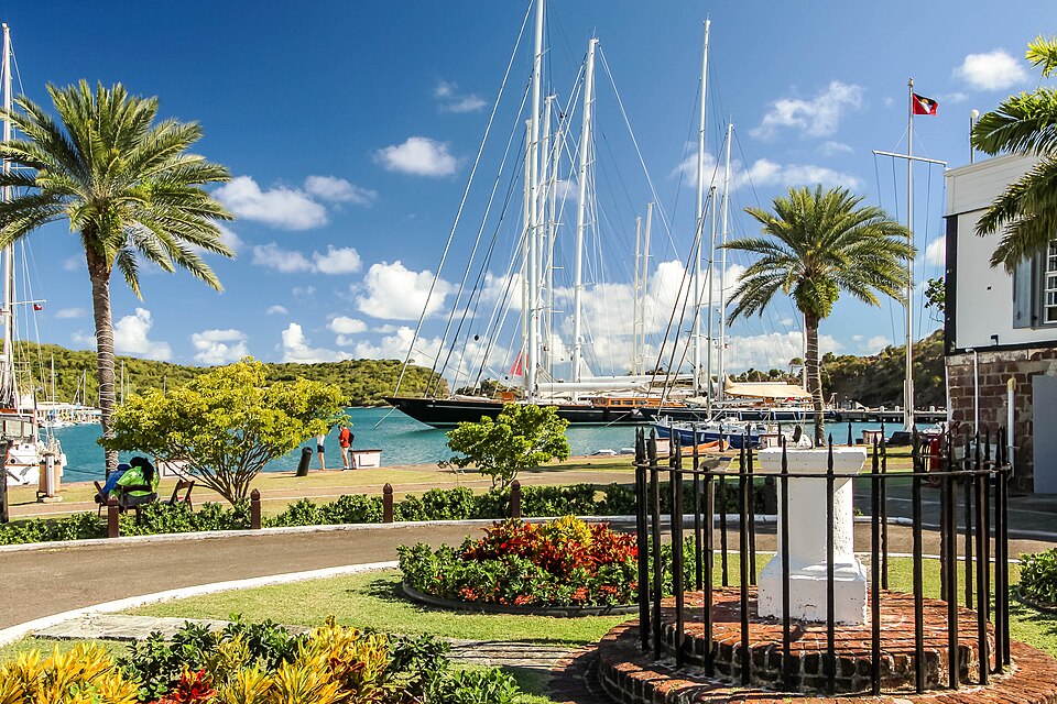 English Harbour — local market for B2B and wholesale portals