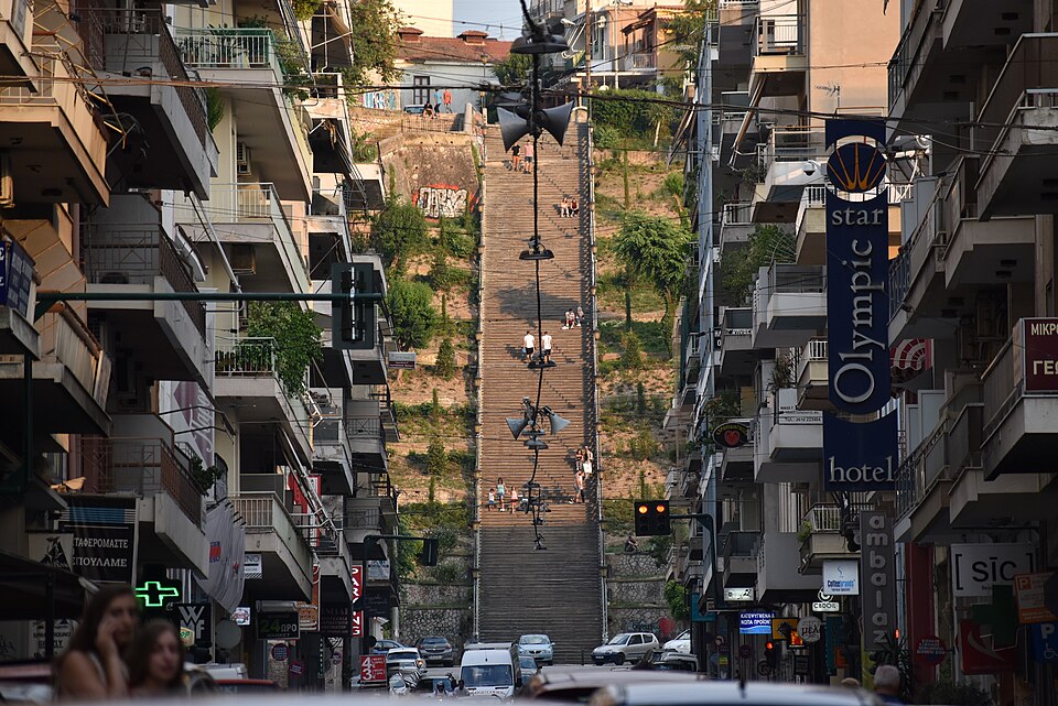 Patras — local market for B2B and wholesale portals