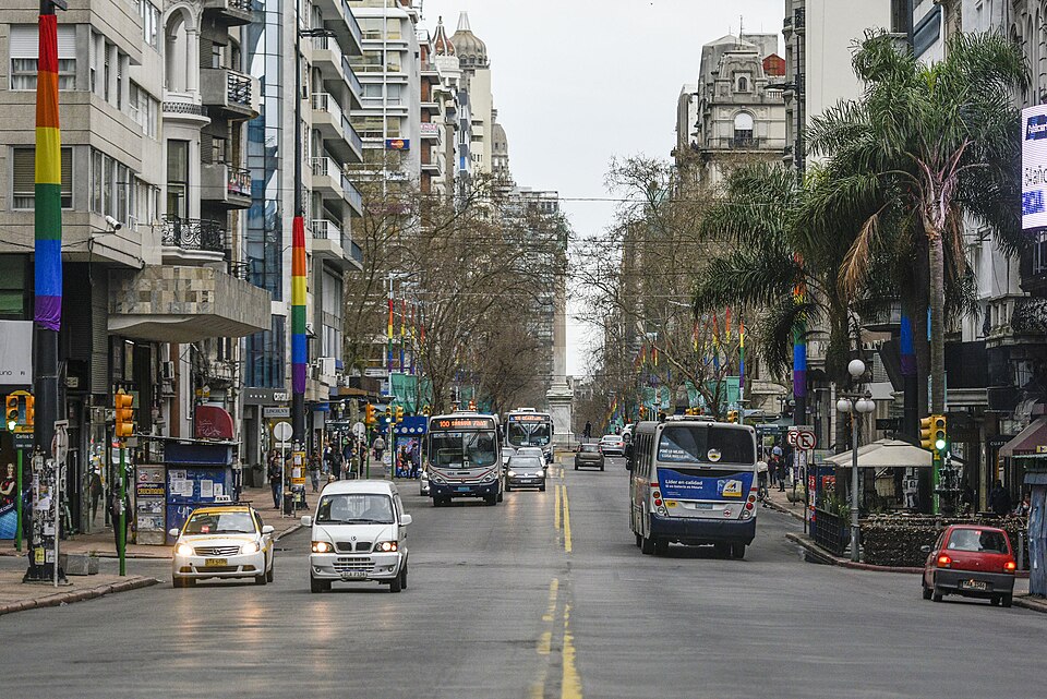 Montevideo — local market for manufacturer and distributor portals