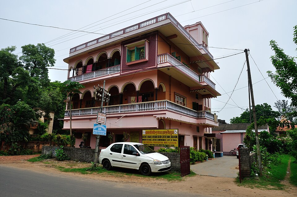 Bolpur (Santiniketan) — manufacturer and distributor portals for local businesses