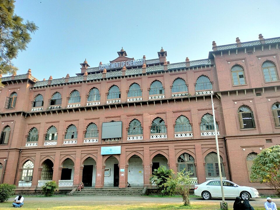 Dhaka — B2B and wholesale portals for local businesses