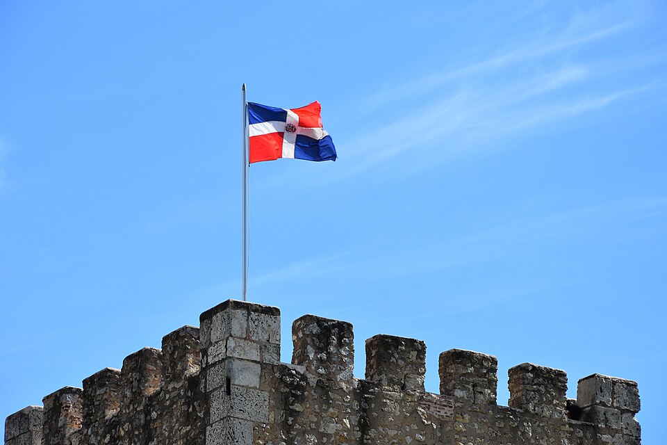 Santo Domingo — local market for service booking platforms