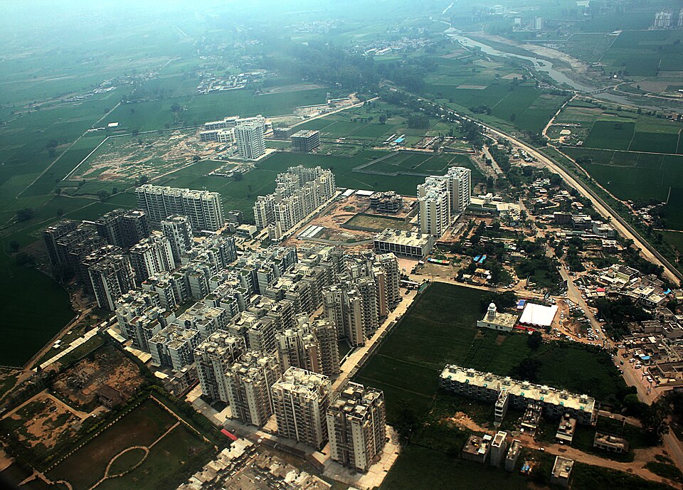 Chandigarh — international and multi-region stores for local businesses