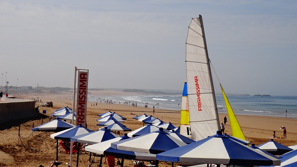 Agadir — international and multi-region stores for local businesses